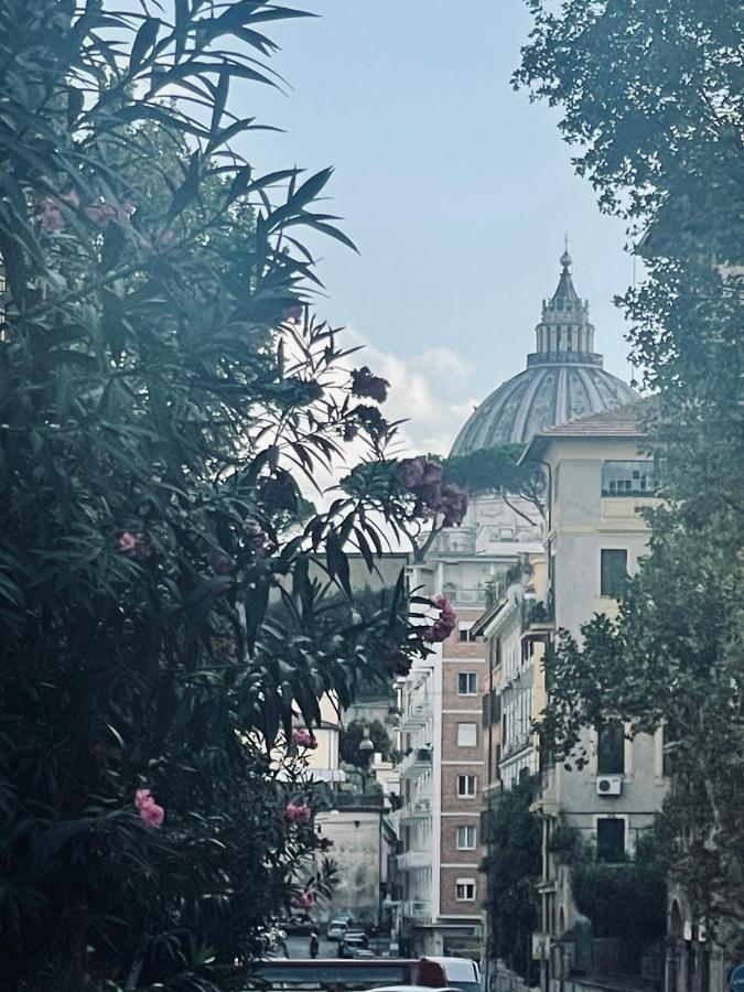 A Due Passi Da San Pietro Appartement Rome Buitenkant foto